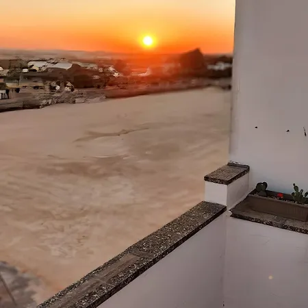 Private With Sunset And Gallipoli Views 파라비타
