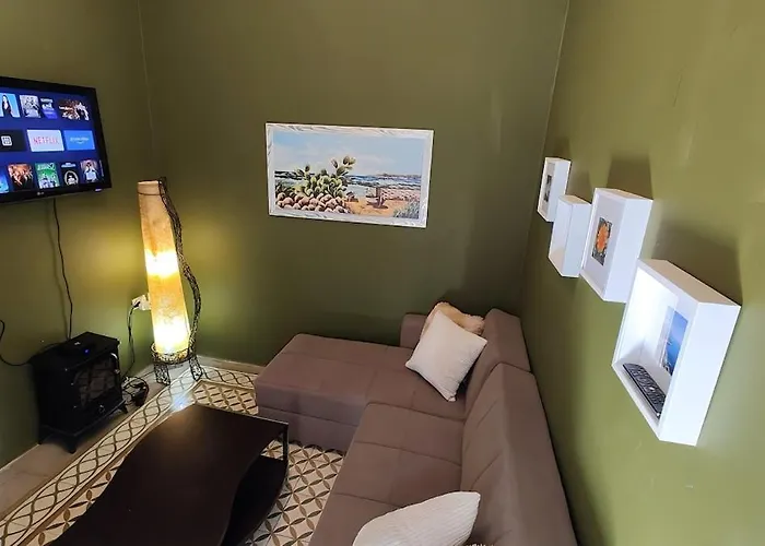 Private With Sunset And Gallipoli Views بيت للعطل بارابيتا
